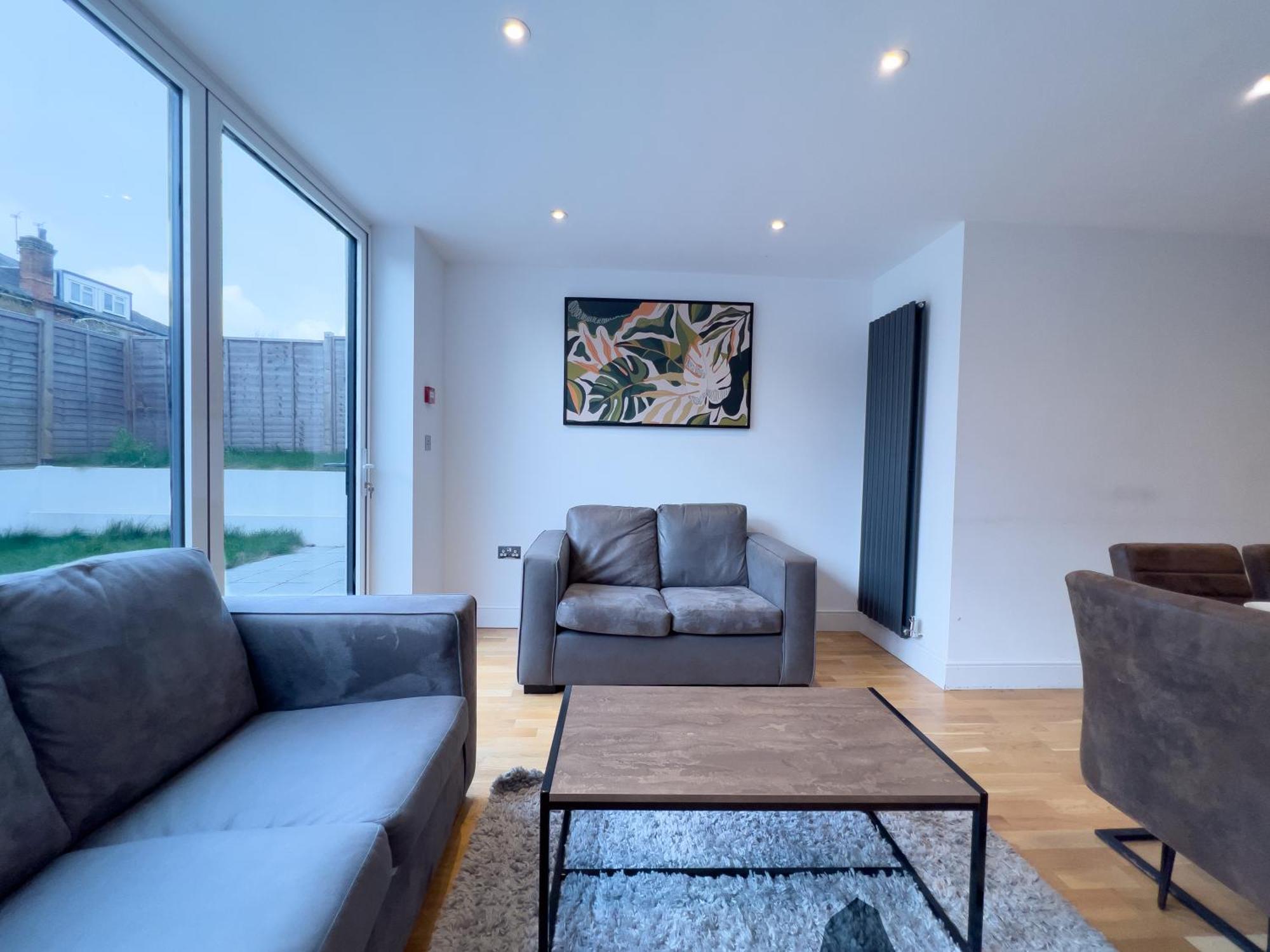 Ferienwohnung Deluxe 3 Bed Flat With Garden Finchley Exterior foto